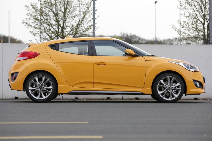  Hyundai Veloster Turbo 2015 года  (фото 12 из 27)